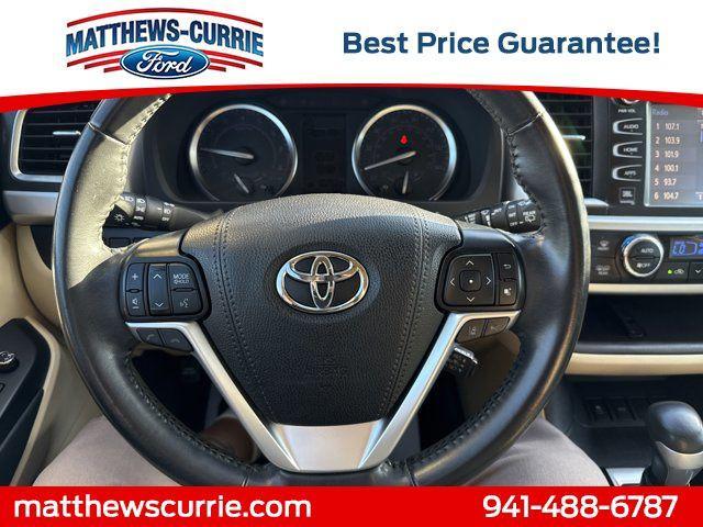 used 2019 Toyota Highlander car, priced at $26,309