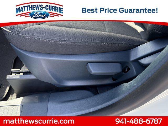 new 2025 Ford Maverick car, priced at $27,602