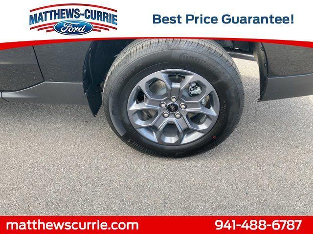 new 2025 Ford Maverick car, priced at $29,400