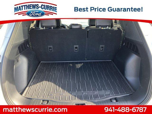 used 2022 Ford Escape car, priced at $27,999