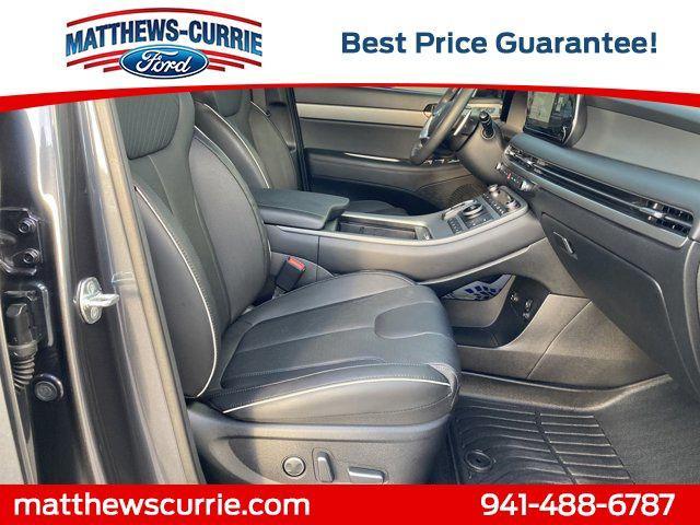 used 2024 Hyundai Palisade car, priced at $35,307