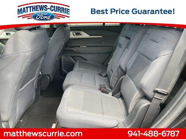 new 2025 Ford Explorer car