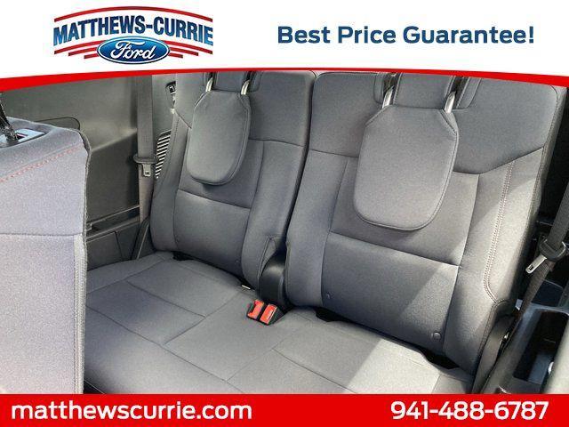new 2025 Ford Explorer car