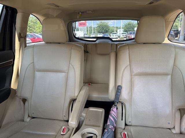 used 2015 Toyota Highlander car, priced at $18,493
