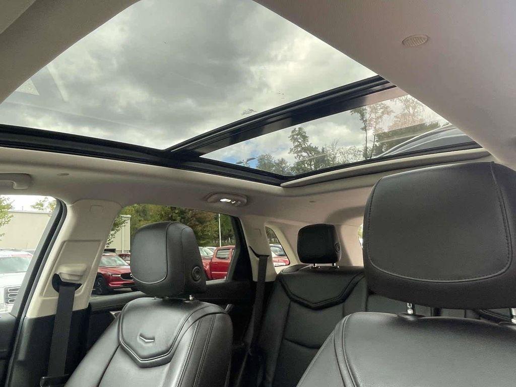 used 2017 Cadillac XT5 car, priced at $17,998