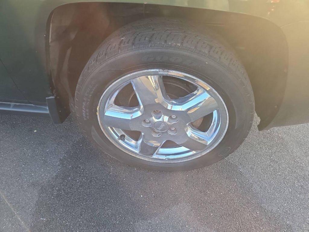 used 2007 Jeep Compass car, priced at $3,995
