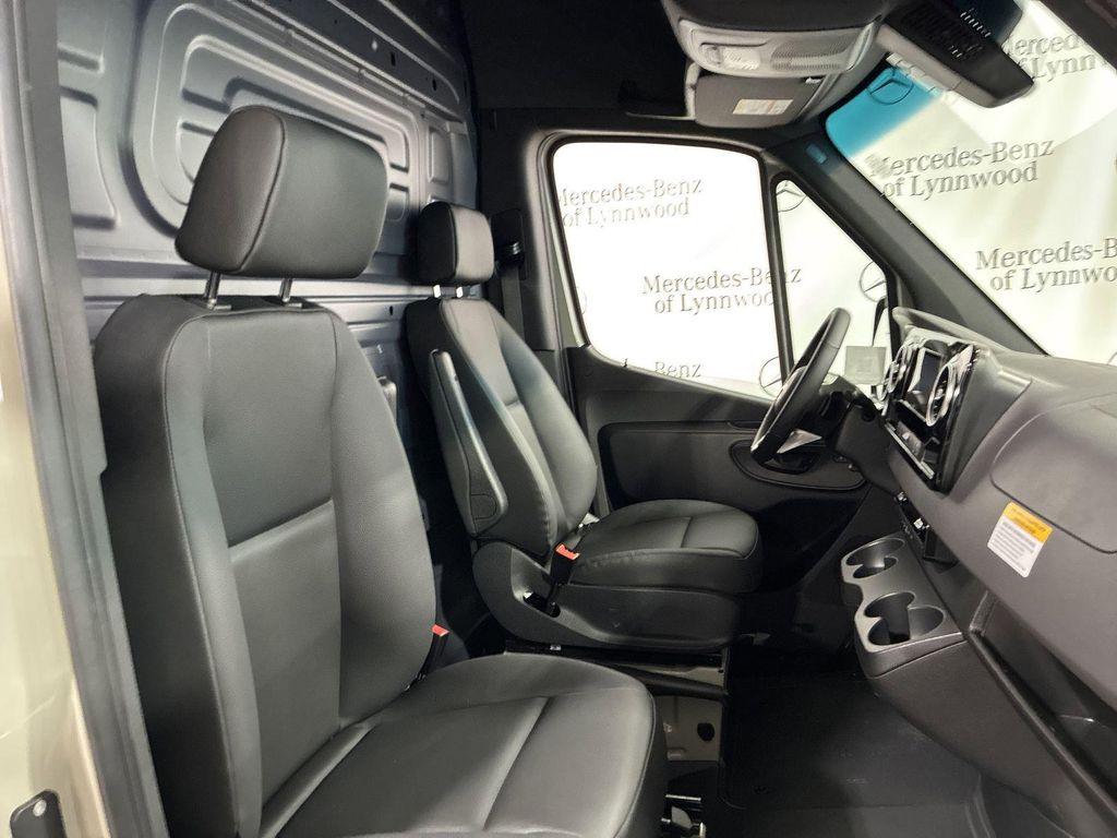 new 2025 Mercedes-Benz Sprinter 2500 car, priced at $69,329
