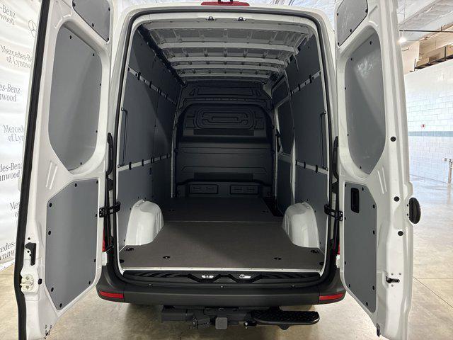new 2025 Mercedes-Benz Sprinter 2500 car, priced at $63,224