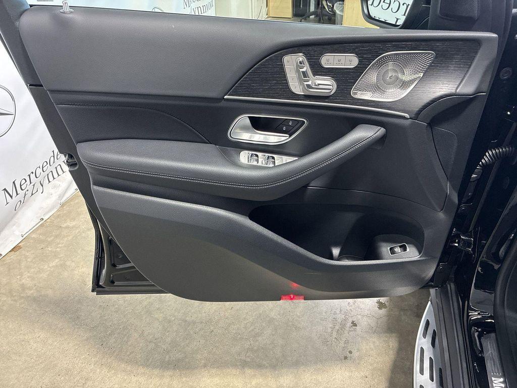 new 2025 Mercedes-Benz GLE 350 car, priced at $76,195