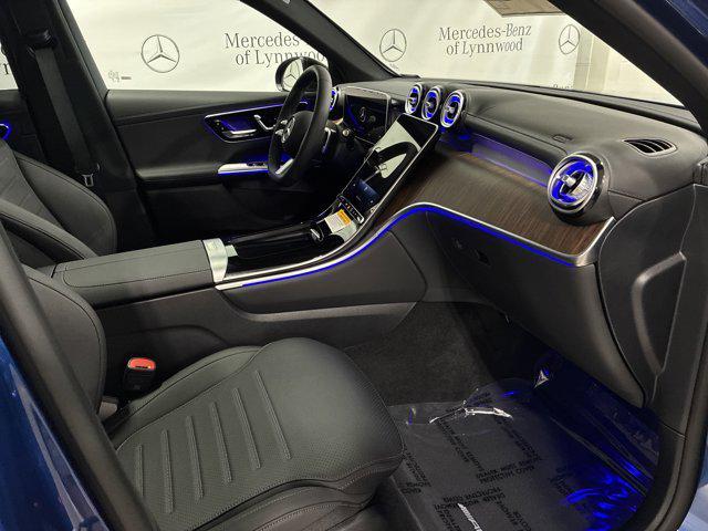 new 2025 Mercedes-Benz GLC 300 car, priced at $62,880
