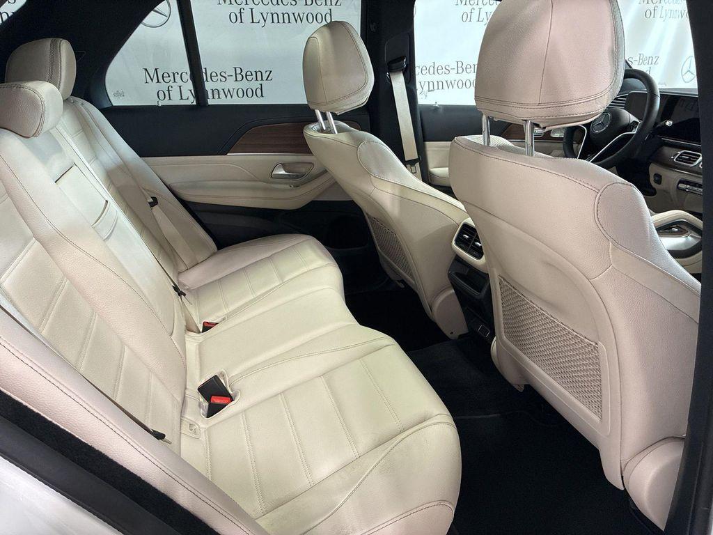 new 2026 Mercedes-Benz GLE 580 car, priced at $98,415