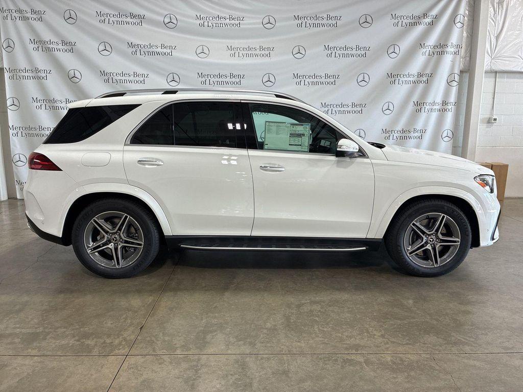 new 2026 Mercedes-Benz GLE 580 car, priced at $98,415