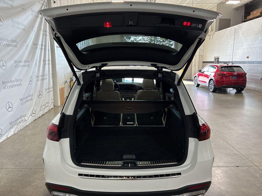 new 2026 Mercedes-Benz GLE 580 car, priced at $98,415