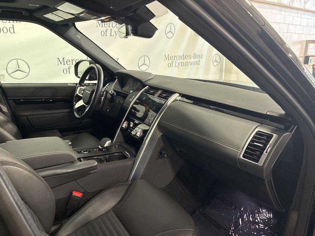 used 2021 Land Rover Discovery car, priced at $29,998