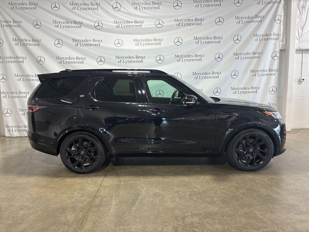 used 2021 Land Rover Discovery car, priced at $29,998