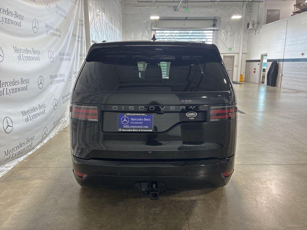 used 2021 Land Rover Discovery car, priced at $29,998