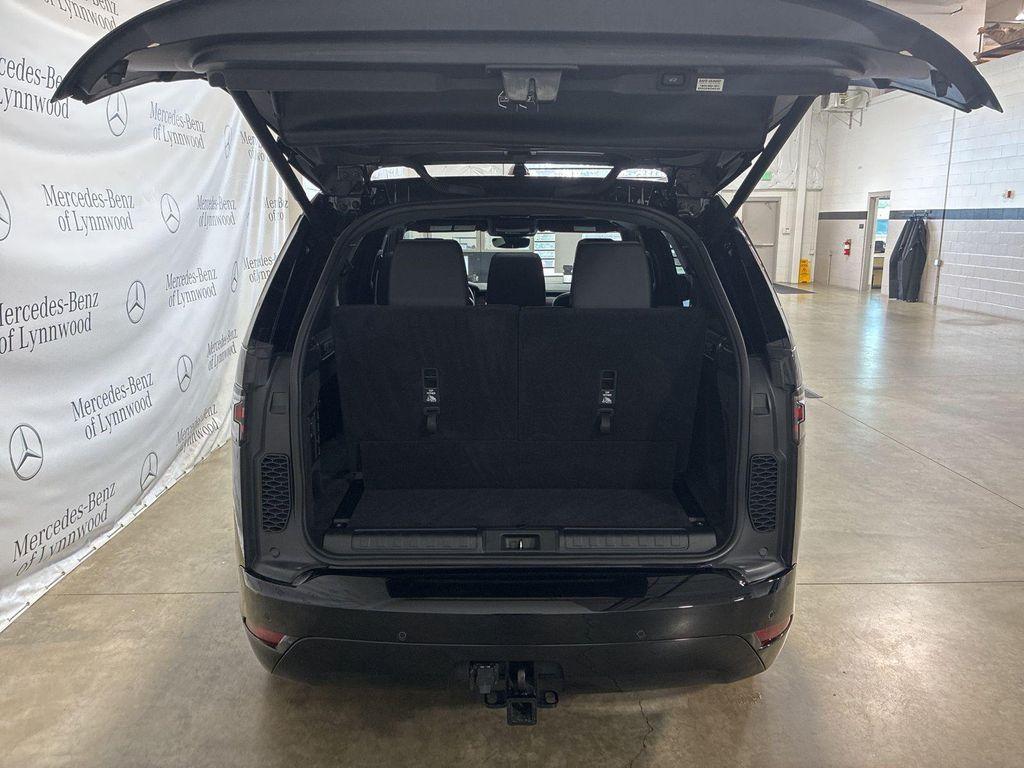 used 2021 Land Rover Discovery car, priced at $29,998