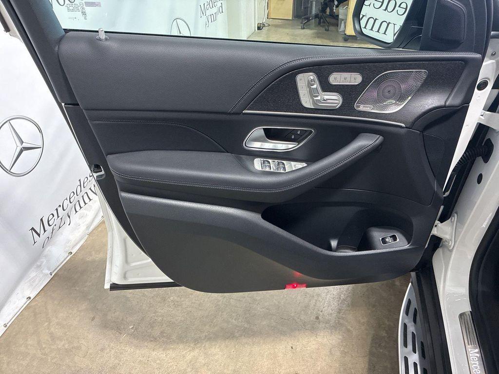 new 2026 Mercedes-Benz GLE 450 car, priced at $84,375