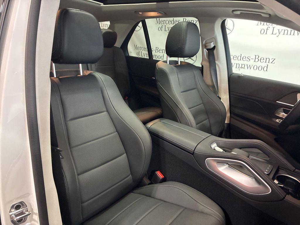 new 2026 Mercedes-Benz GLE 450 car, priced at $84,375