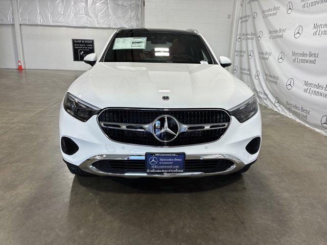 new 2025 Mercedes-Benz GLC 300 car, priced at $61,730