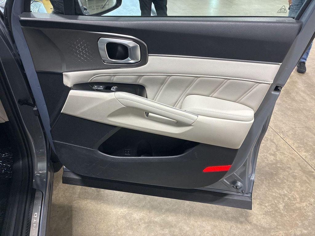 used 2021 Kia Sorento car, priced at $28,995