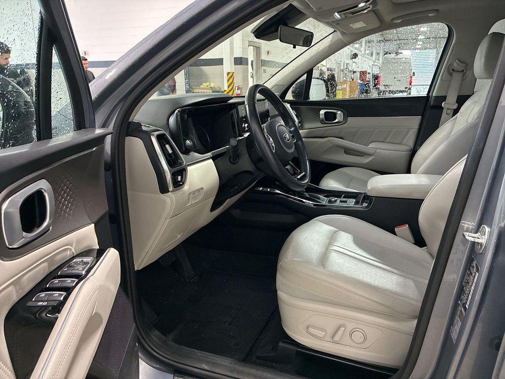 used 2021 Kia Sorento car, priced at $28,995