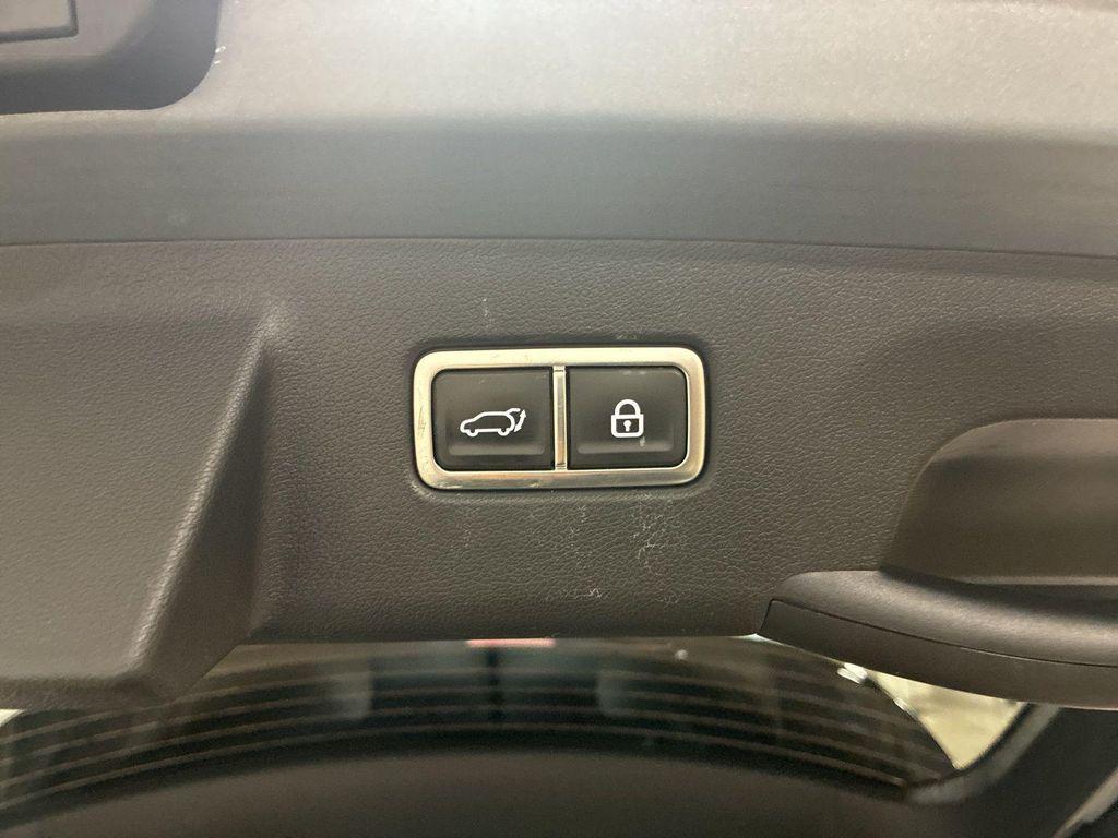 used 2021 Kia Sorento car, priced at $28,995