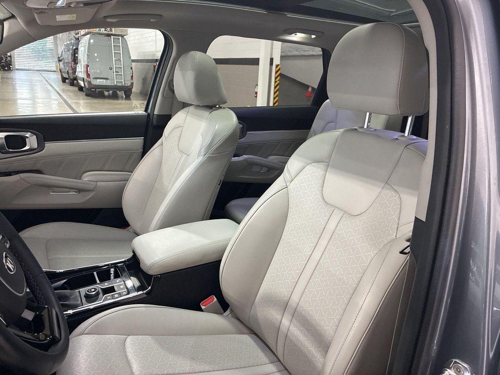 used 2021 Kia Sorento car, priced at $28,995