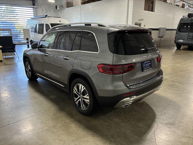 new 2025 Mercedes-Benz GLB 250 car, priced at $53,830