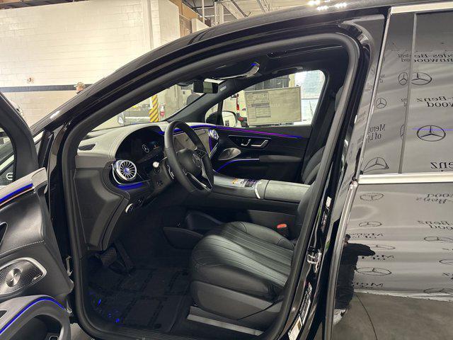 new 2025 Mercedes-Benz EQS 450 car, priced at $115,685