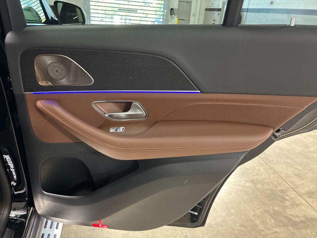 new 2025 Mercedes-Benz GLE 450e car, priced at $83,370