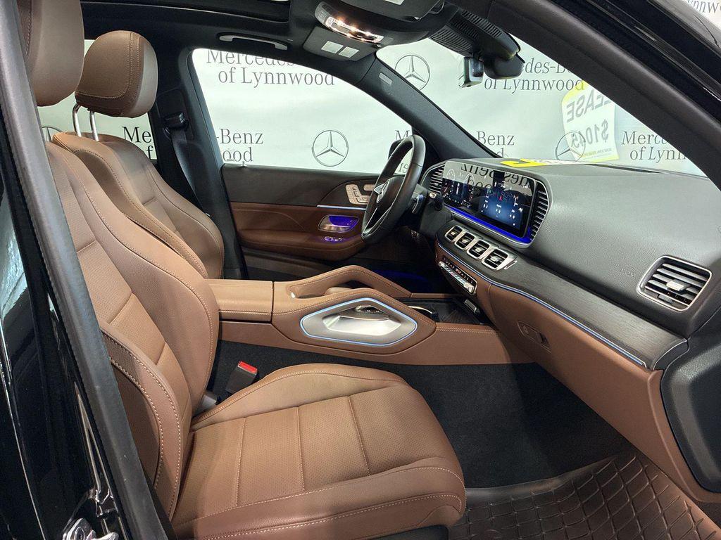 new 2025 Mercedes-Benz GLE 450e car, priced at $83,370