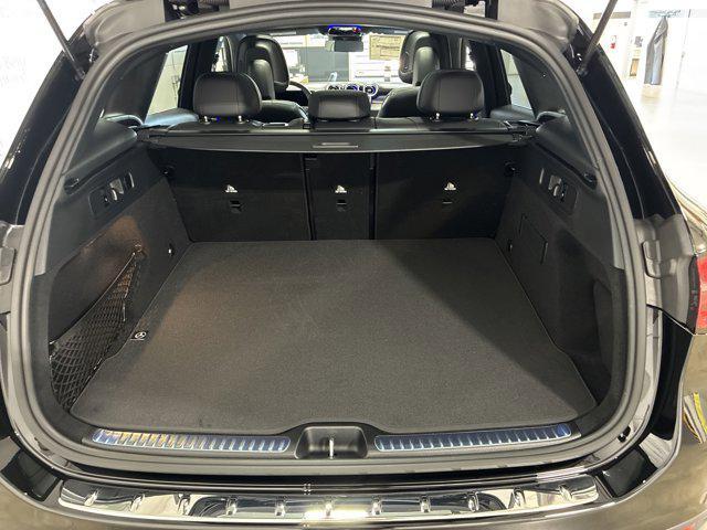 new 2025 Mercedes-Benz GLC 300 car, priced at $57,930