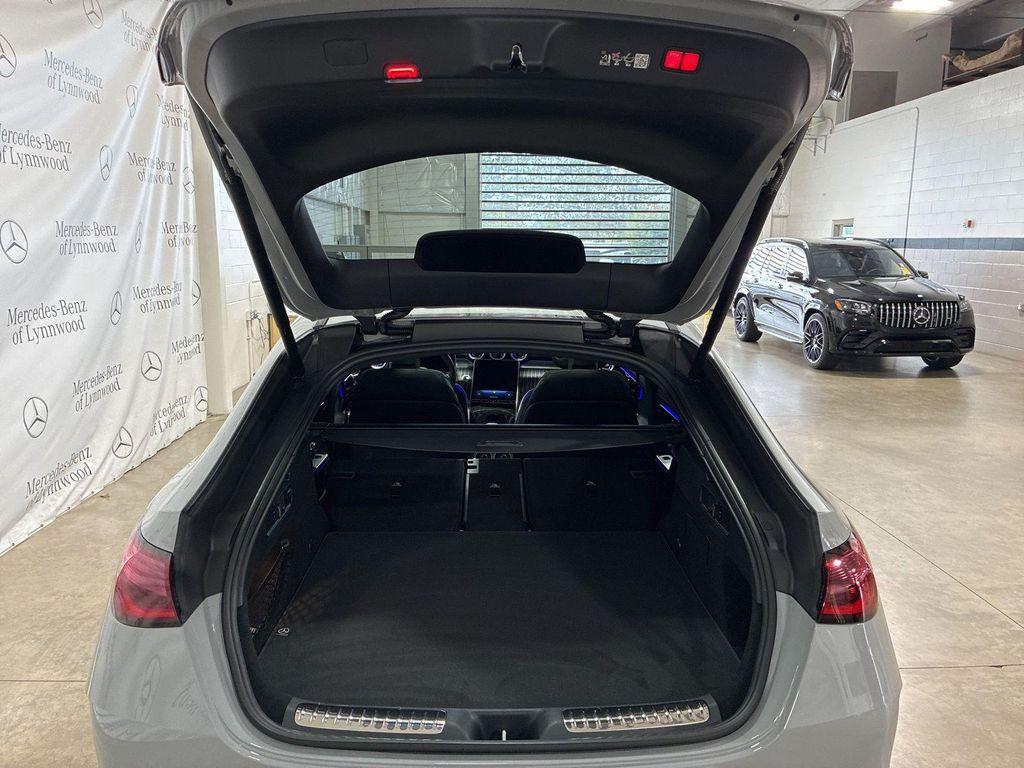 new 2026 Mercedes-Benz GLC 300 car, priced at $72,070