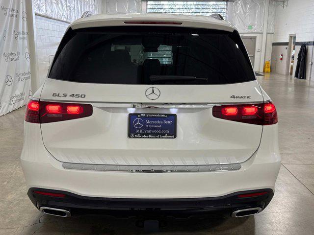 new 2025 Mercedes-Benz GLS 450 car, priced at $100,460