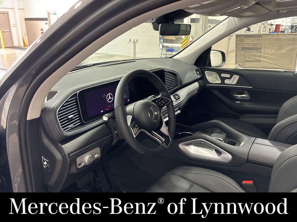 new 2026 Mercedes-Benz GLE 450 car, priced at $80,190