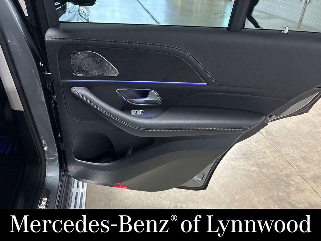 new 2026 Mercedes-Benz GLE 450 car, priced at $80,190