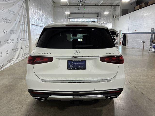 new 2025 Mercedes-Benz GLS 450 car, priced at $92,240