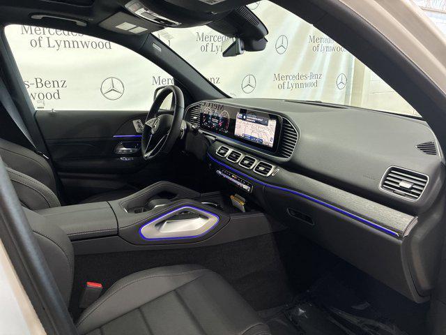 new 2025 Mercedes-Benz GLE 450 car, priced at $83,860