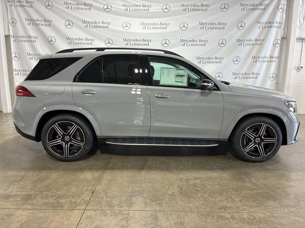 new 2026 Mercedes-Benz GLE 450 car, priced at $91,245