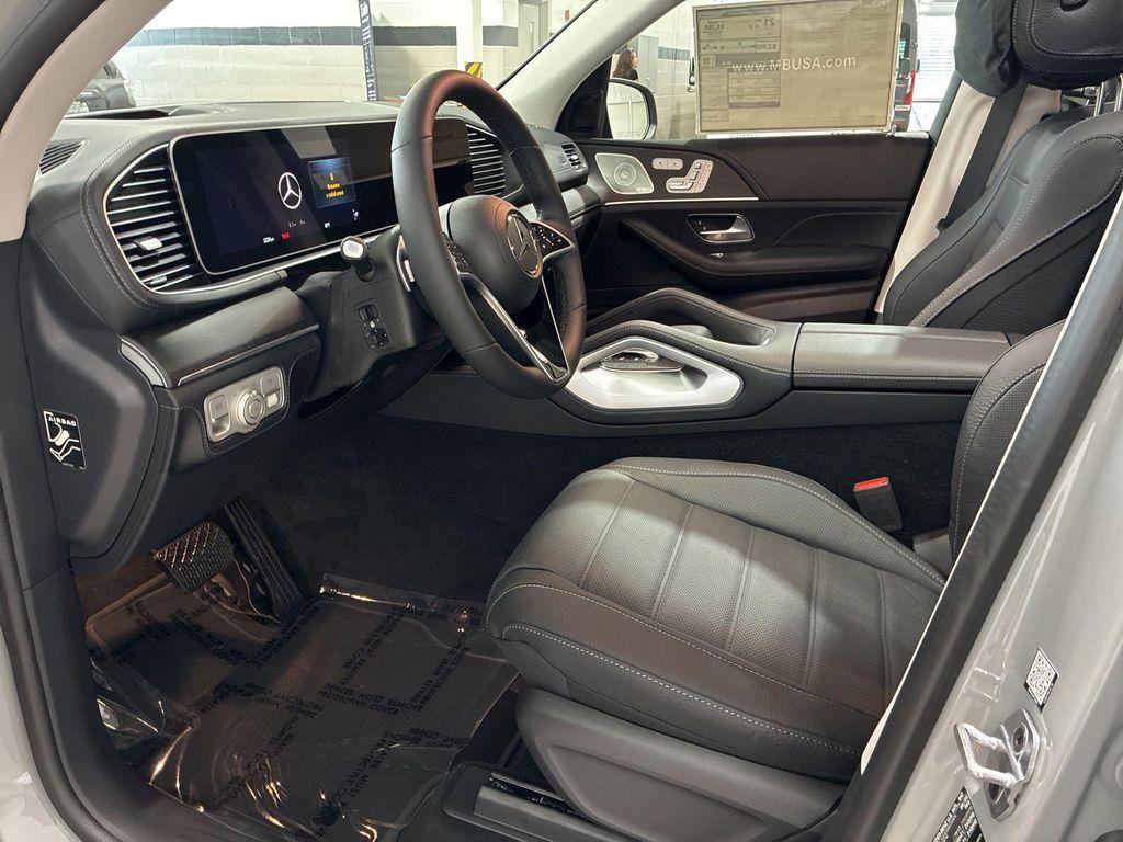 new 2026 Mercedes-Benz GLE 450 car, priced at $91,245