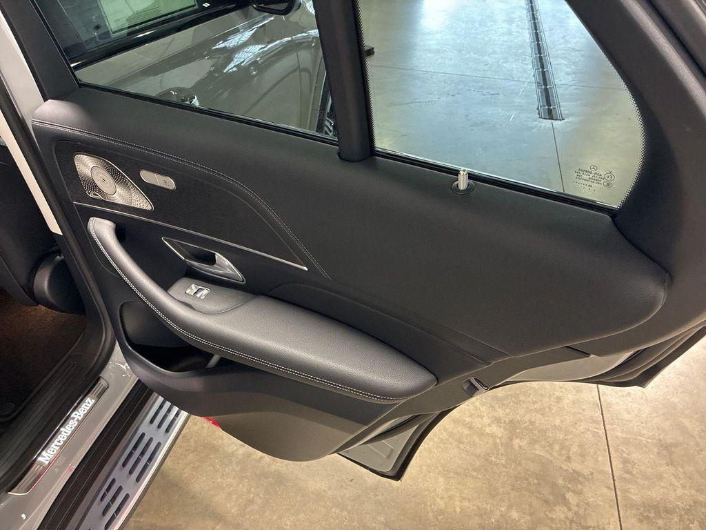 new 2026 Mercedes-Benz GLE 450 car, priced at $91,245