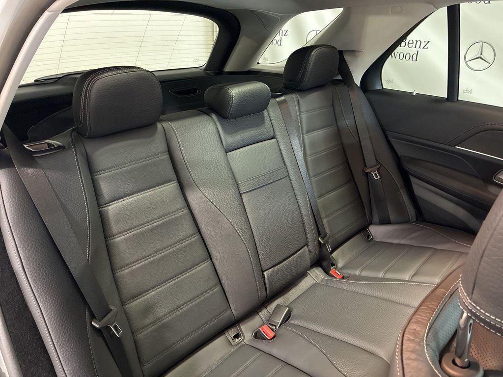 new 2026 Mercedes-Benz GLE 450 car, priced at $91,245