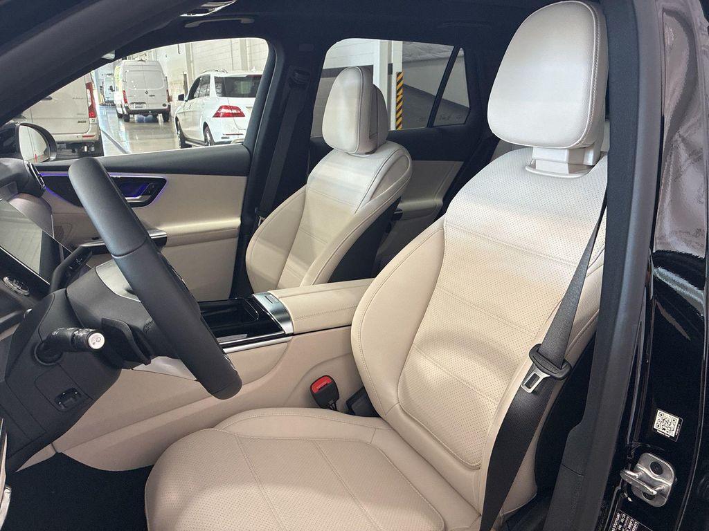 new 2025 Mercedes-Benz GLC 350e car, priced at $63,920
