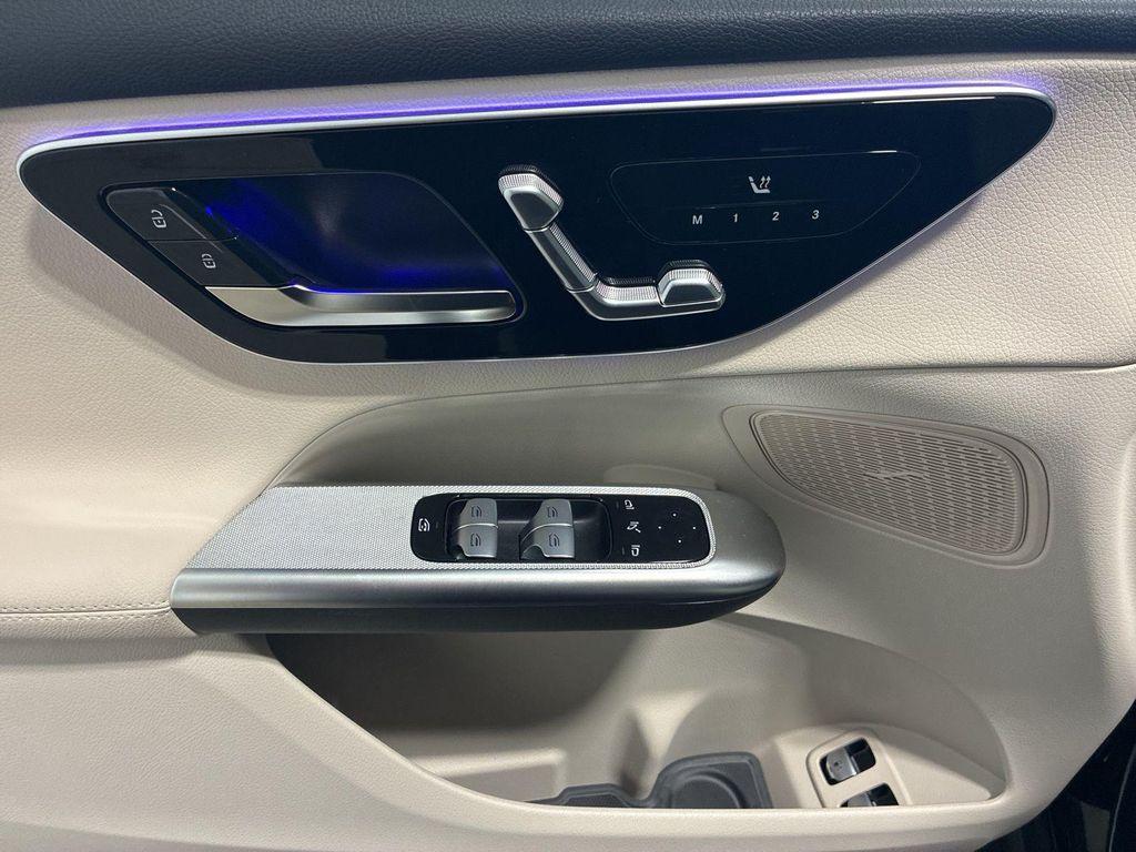new 2025 Mercedes-Benz GLC 350e car, priced at $63,920