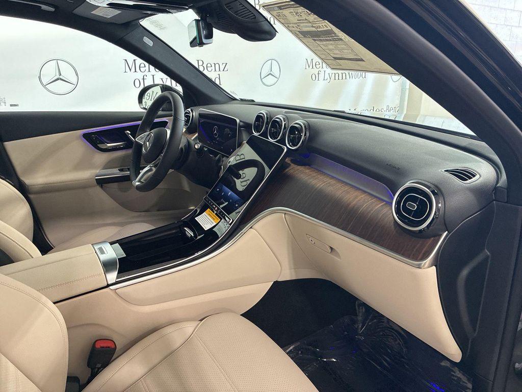 new 2025 Mercedes-Benz GLC 350e car, priced at $63,920