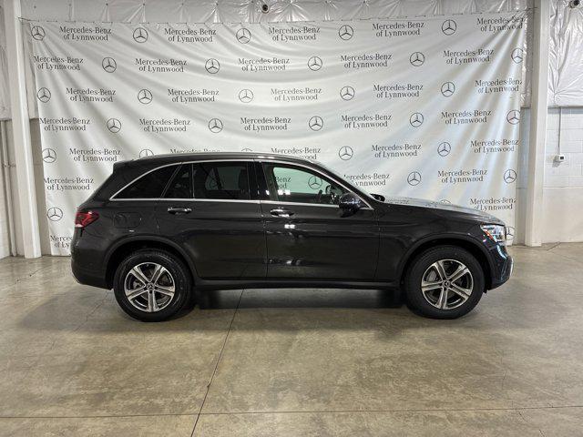 used 2021 Mercedes-Benz GLC 300 car
