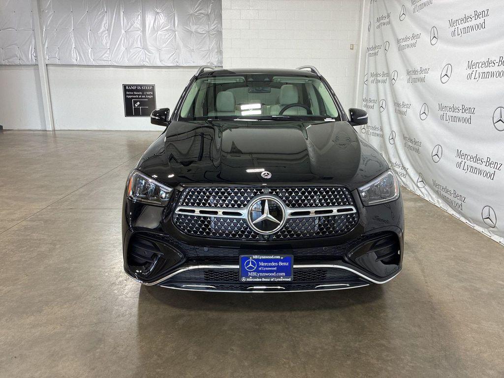 new 2026 Mercedes-Benz GLE 450 car, priced at $81,875