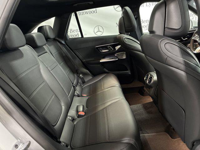 new 2025 Mercedes-Benz GLC 300 car, priced at $59,680