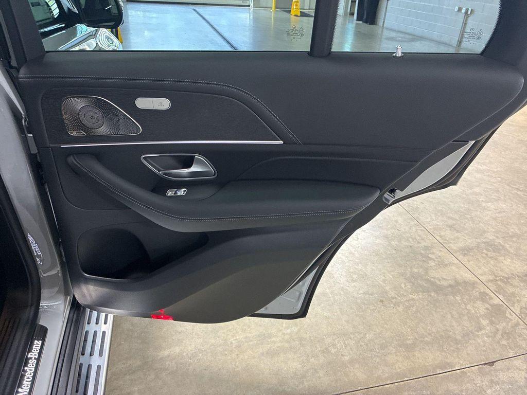 new 2026 Mercedes-Benz GLE 580 car, priced at $107,345